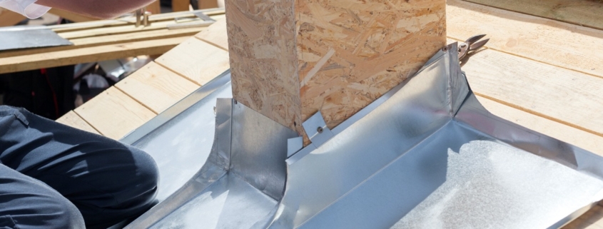 Toiture-zinc-ou-bac-acier-bacacier