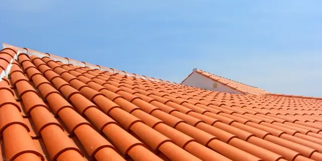 tuiles-beton-ou-terre-cuite